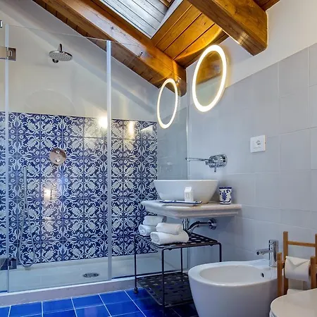 Starhost - Casa Ada Seaview Terrace Apartment