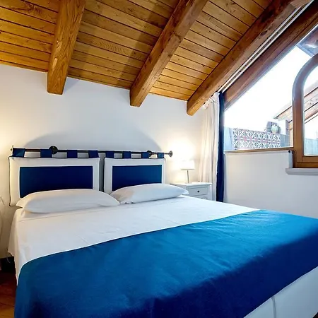 Starhost - Casa Ada Seaview Terrace Apartment Vietri