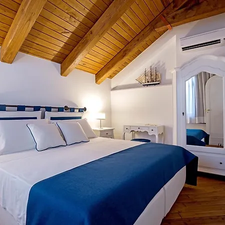 Starhost - Casa Ada Seaview Terrace Apartment *